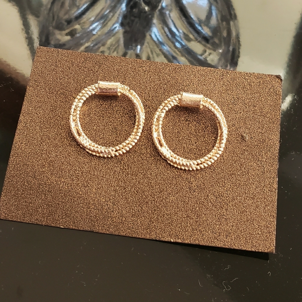 Handcrafted Classy Stud Earrings